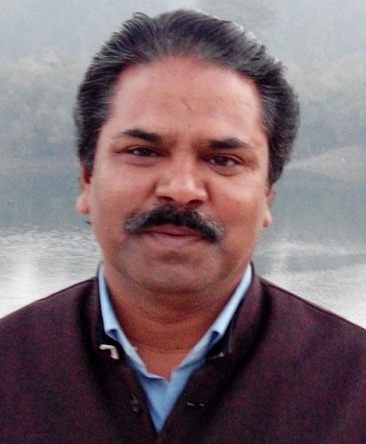 Dr. MUNNALAL SONI